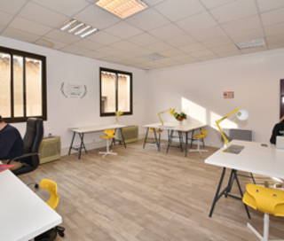 Open Space  6 postes Coworking Cours Mirabeau Marignane 13700 - photo 1